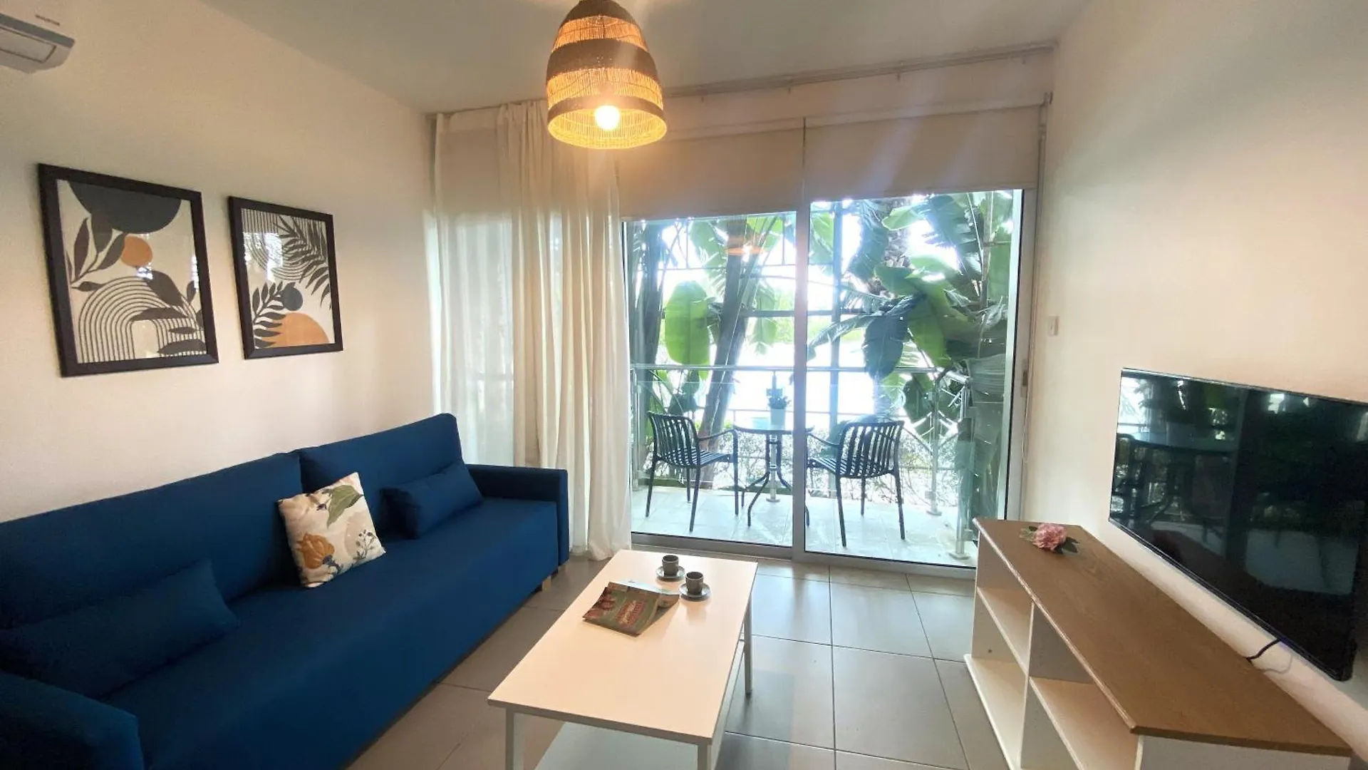 Coastal Escape Protaras Apartamento 0*,  Chipre